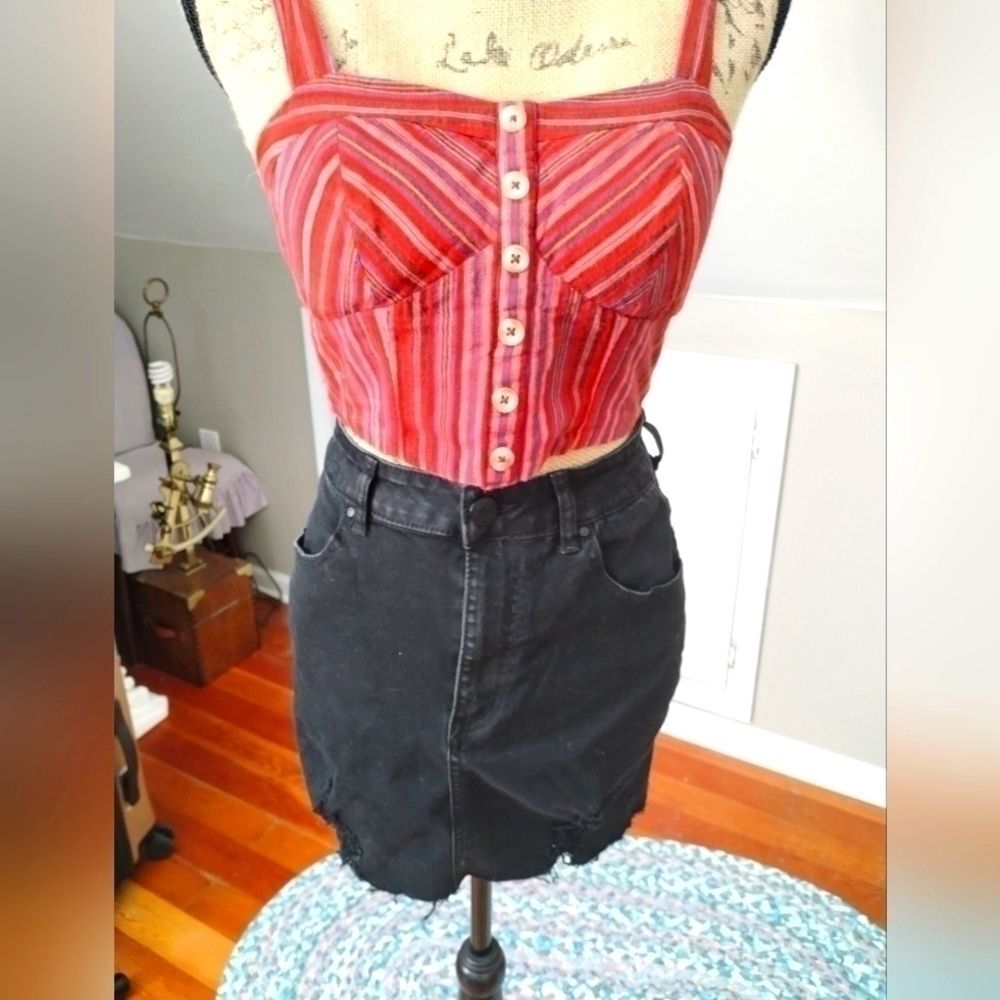 💕 3 for 12 💕Distressed Medium Black Skirt - Picture 2 of 4